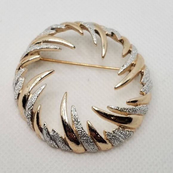 - Sarah Cov Fire and Ice - Picture 2 of 5